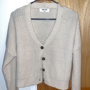 Maizy medium cardigan with buttons, can be a sweater too
